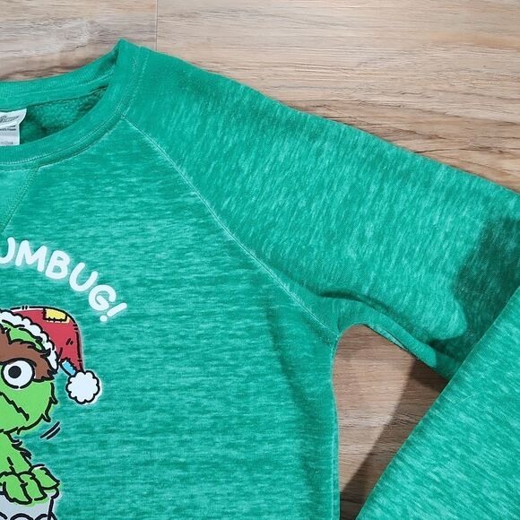 💚Sesame Street Green Oscar the Grouch Soft Lightweight Sweatshirt Large - Picture 4 of 13